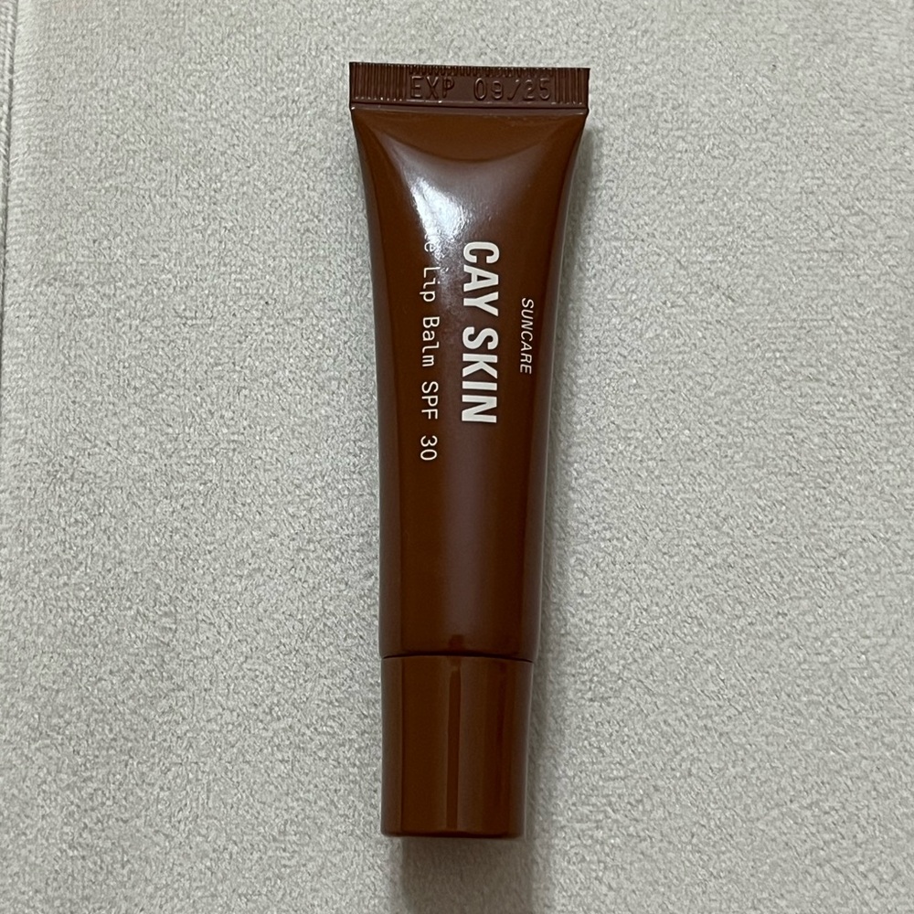 Brand New Cay Skin Isle Lip Balm SPF 30 Hydrating & Protective 0,35oz/10g